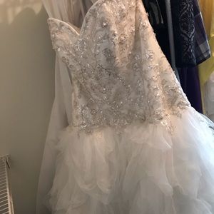 Wedding dress